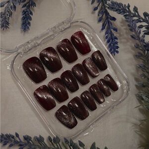 Shimmering Burgundy Press-On Nails